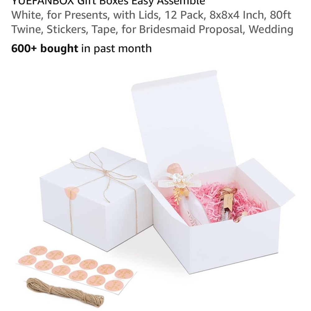 7 White Gift Boxes with Lids